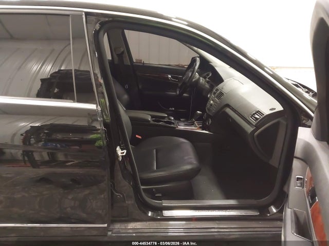 Продажа на аукционе авто 2011 Mercedes-benz C 300 Luxury 4matic, vin: WDDGF8BB7BR168538, номер лота: 44534776