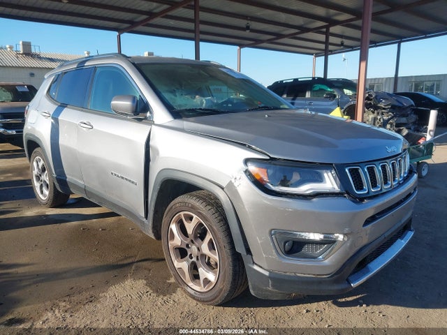Jeep Compass Limited Fwd 2018 3C4NJCCB2JT406383 головне зображення