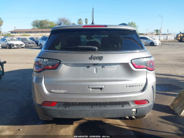 3C4NJCCB2JT406383 Jeep Compass Limited Fwd