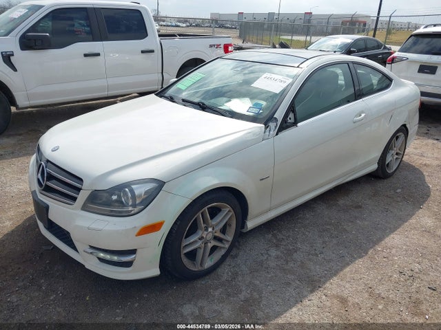 2012 Mercedes-benz C 350 Sport მანქანა იყიდება აუქციონზე, vin: WDDGJ5HB1CF894550, აუქციონის ნომერი: 44534789