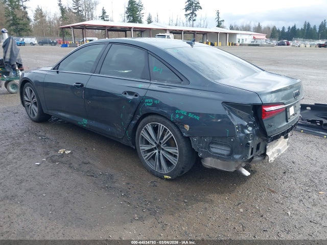 2022 AUDI A6 WAUE3BF27NN034817 Photo 2