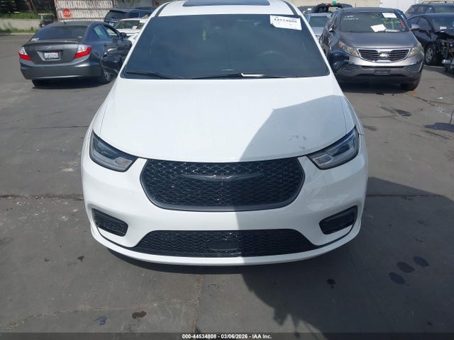 Продажа на аукционе авто 2023 Chrysler Pacifica Hybrid Limited, vin: 2C4RC1S70PR618708, номер лота: 44534808