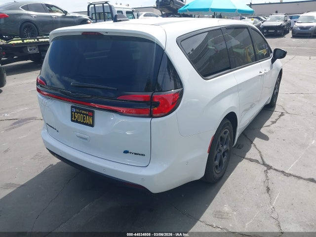 Продажа на аукционе авто 2023 Chrysler Pacifica Hybrid Limited, vin: 2C4RC1S70PR618708, номер лота: 44534808