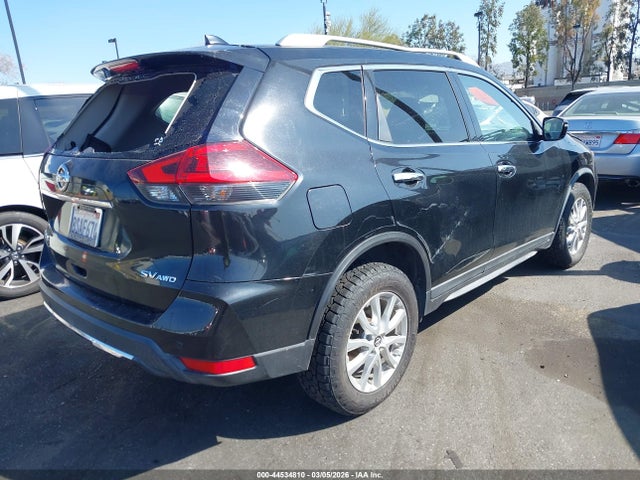Nissan ROGUE SV 2019 KNMAT2MV4KP500072 Image 4