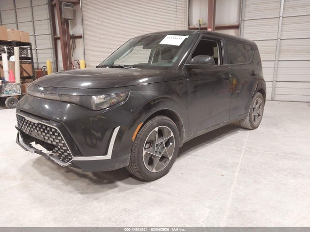 44534831 :رقم المزاد ، KNDJ33AU9S7931461 vin ، 2025 Kia Soul Ex مزاد بيع