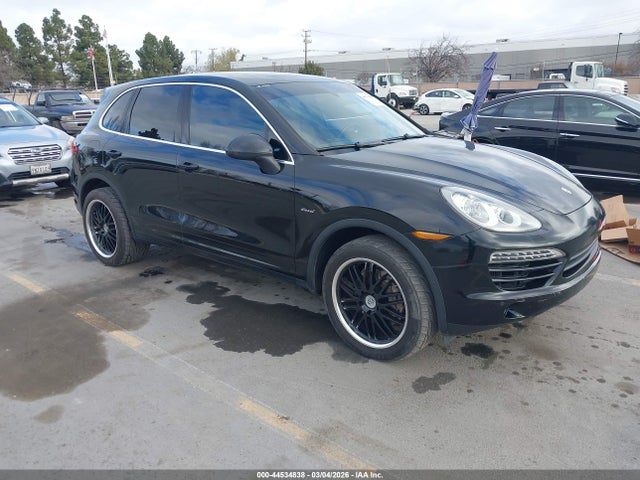 2013 PORSCHE CAYENNE WP1AF2A23DLA33334