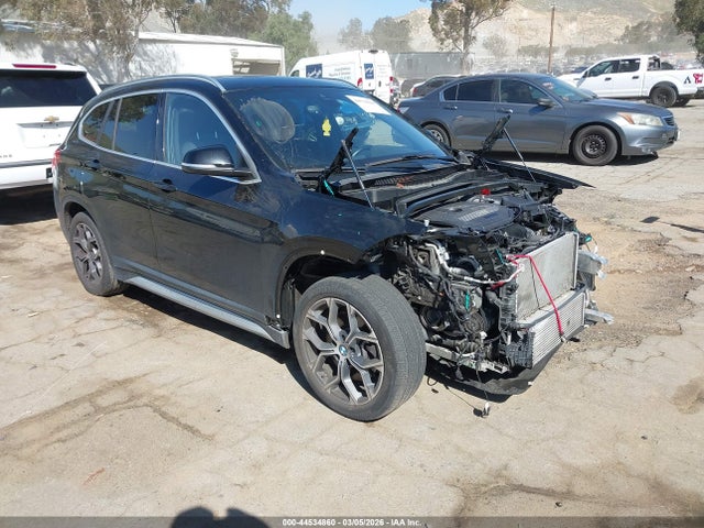 2022 BMW X1 WBXJG7C06N5V35528