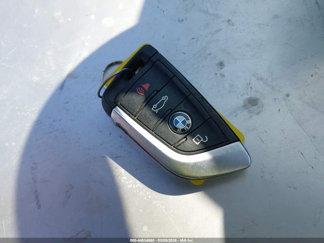 2022 BMW X1 WBXJG7C06N5V35528 Photo 10