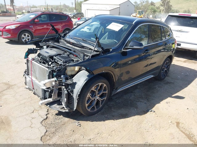 2022 BMW X1 WBXJG7C06N5V35528 Photo 1