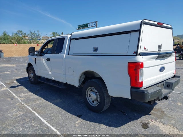 Ford F-250 Xl 2019 1FT7X2A64KEF79315 Image 3