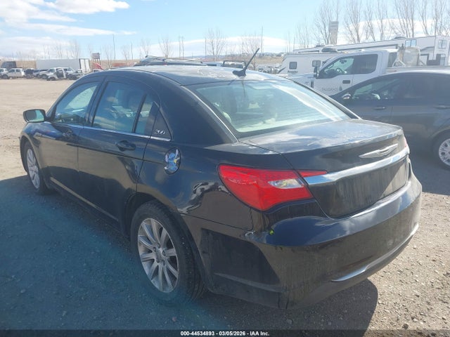 2014 CHRYSLER 200 1C3CCBBB9EN171603 Photo 2