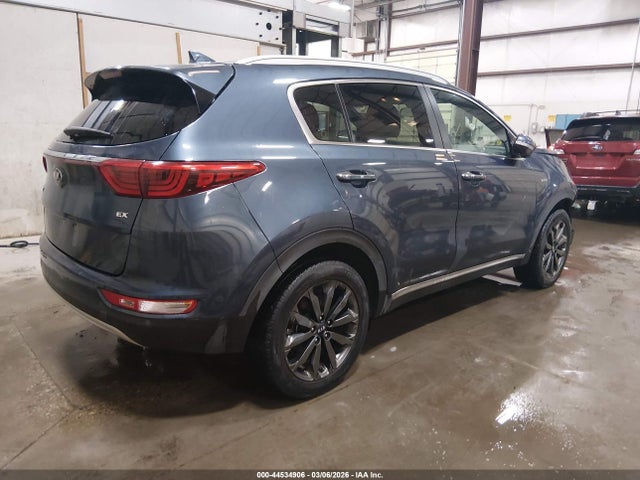 KIA Sportage Ex 2018 KNDPNCAC9J7425994 Image 4