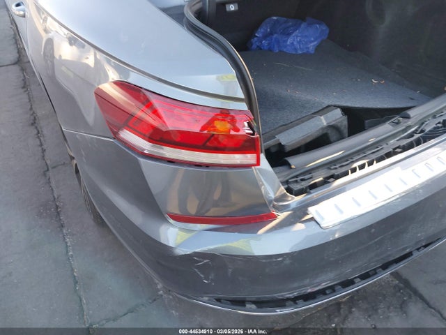 1VWSA7A36NC001843 Volkswagen Passat 2.0t Se