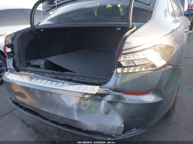 2022 VOLKSWAGEN PASSAT 1VWSA7A36NC001843 Photo 5