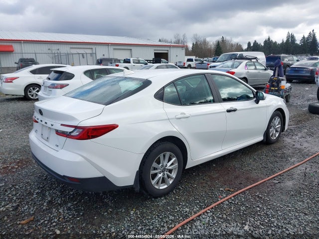 Toyota CAMRY LE 2025 4T1DBADK0SU017014 Image 4