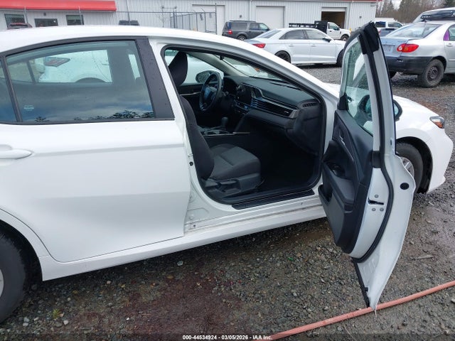 Toyota CAMRY LE 2025 4T1DBADK0SU017014 Image 5