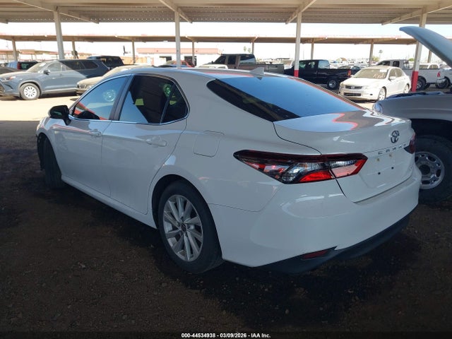 Toyota CAMRY LE 2022 4T1C11AK0NU044477 Image 3