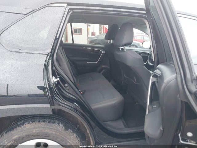 2T3G1RFV4SW619203 Toyota RAV4 LE