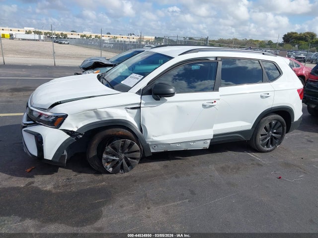 Auction sale of the 2024 Volkswagen Taos 1.5t S, vin: 3VV5X7B26RM076536, lot number: 44534950