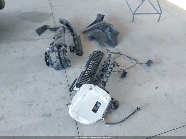 Toyota Land Cruiser 2025 JTEABFAJ9S5020337 Image 12