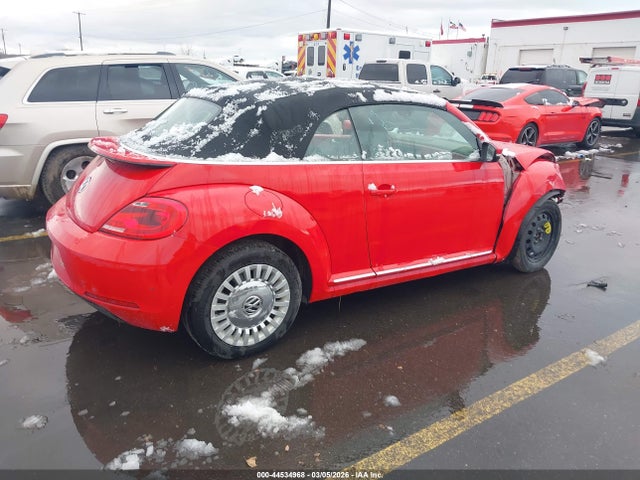 3VW507AT2FM806514 Volkswagen Beetle 1.8t