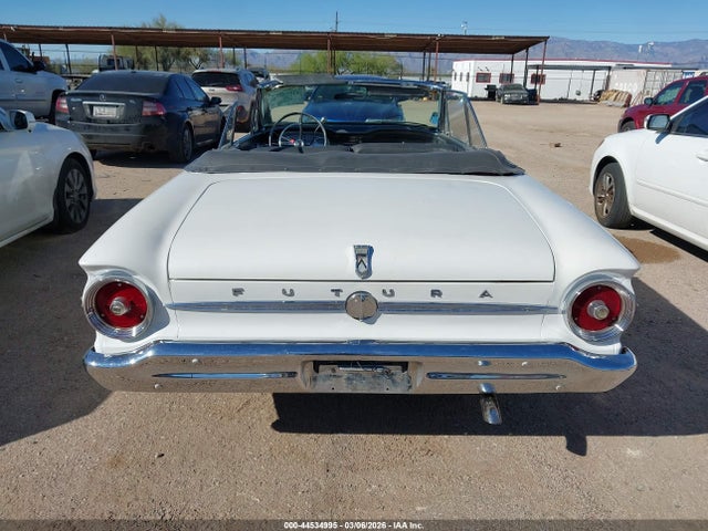 44534995 :رقم المزاد ، 3H15U149447 vin ، 1963 Ford Falcon Futura 63 Convertible مزاد بيع