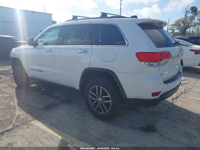 2017 JEEP GRAND CHEROKEE 1C4RJFBG8HC901175 Photo 2