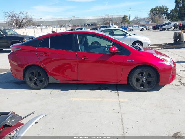 Toyota Prius Three 2016 JTDKARFU3G3522361 Image 14