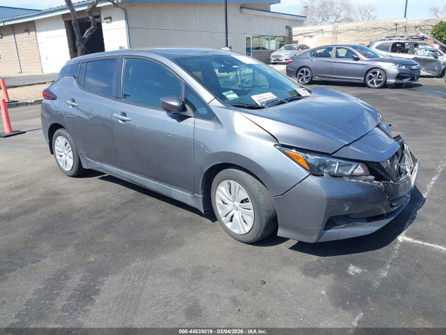 2024 NISSAN LEAF 1N4AZ1BV2RC556367