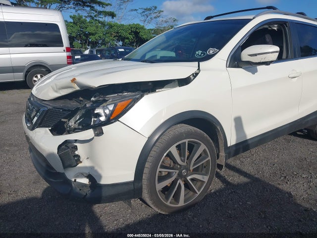 JN1BJ1CR2HW140780 Nissan Rogue Sport Sl