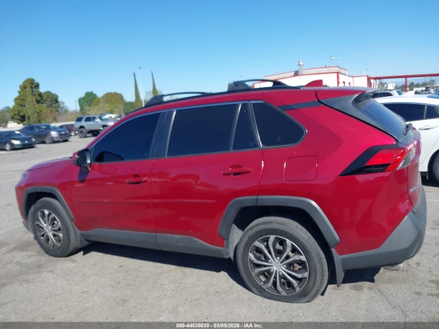 Toyota RAV4 LE 2020 JTMK1RFV6LD052842 Image 14