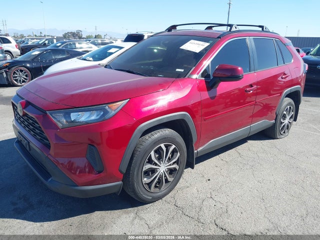 Toyota RAV4 LE 2020 JTMK1RFV6LD052842 Image 2
