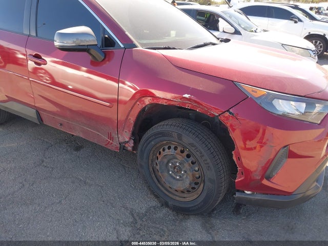 Toyota RAV4 LE 2020 JTMK1RFV6LD052842 Image 6