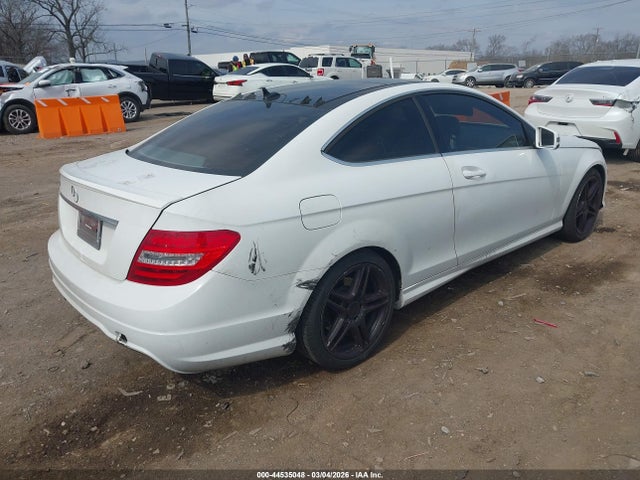2015 MERCEDES-BENZ C 250 WDDGJ4HBXFG378874 Photo 3