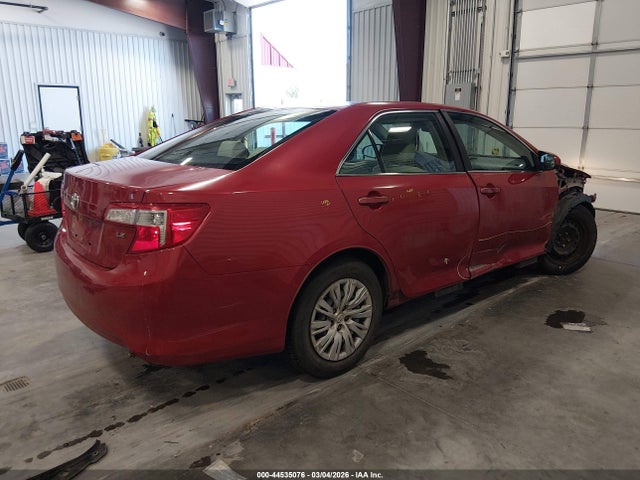 2013 Toyota Camry Le მანქანა იყიდება აუქციონზე, vin: 4T4BF1FK2DR331782, აუქციონის ნომერი: 44535076