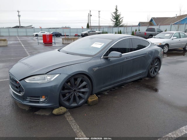 Продажа на аукционе авто 2013 Tesla Model S Performance, vin: 5YJSA1DP9DFP14848, номер лота: 44535084