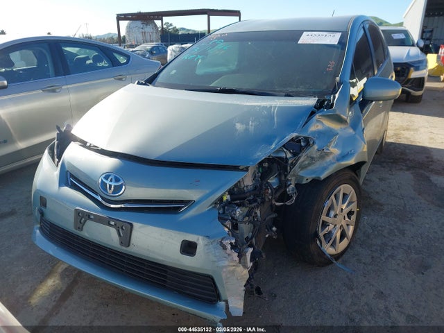 Toyota Prius V Three 2014 JTDZN3EU9EJ012381 Image 12