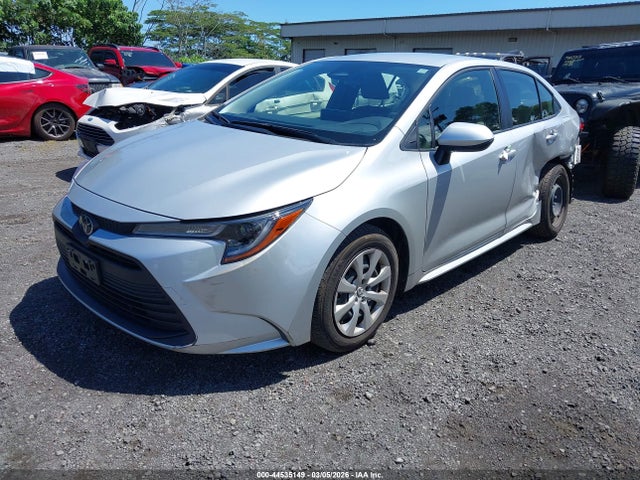 Toyota COROLLA LE 2025 JTDB4MEE8S3031054 Image 2