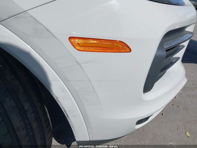 WP1BB2AY9NDA52261 Porsche Cayenne Coupe S/s Platinum Edition