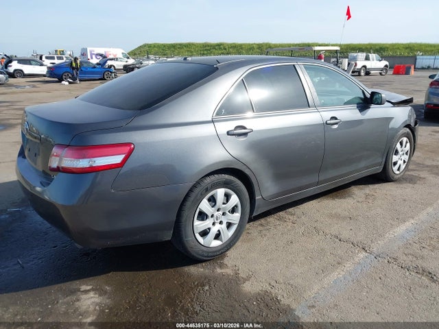 2010 TOYOTA CAMRY 4T1BF3EK1AU018063 Photo 3