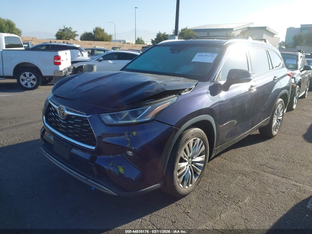 2022 TOYOTA HIGHLANDER 5TDFZRAH5NS128151 Photo 1