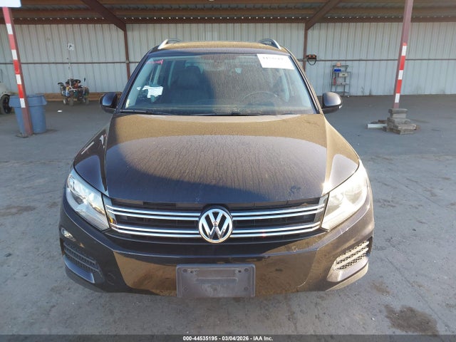 WVGSV7AX9HK021438 Volkswagen Tiguan 2.0t Wolfsburg Edition