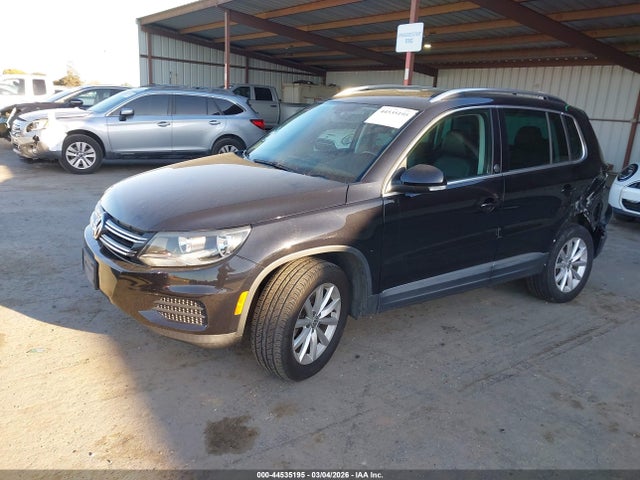 WVGSV7AX9HK021438 Volkswagen Tiguan 2.0t Wolfsburg Edition