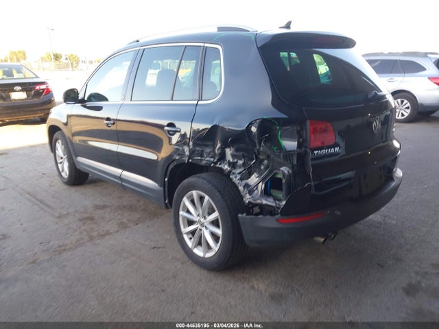 WVGSV7AX9HK021438 Volkswagen Tiguan 2.0t Wolfsburg Edition