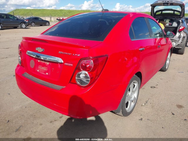 1G1JE5SB9F4121217 Chevrolet Sonic Ltz Auto