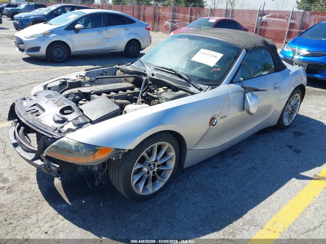 44535206 :رقم المزاد ، 4USBT33463LR61229 vin ، 2003 Bmw Z4 2.5i مزاد بيع