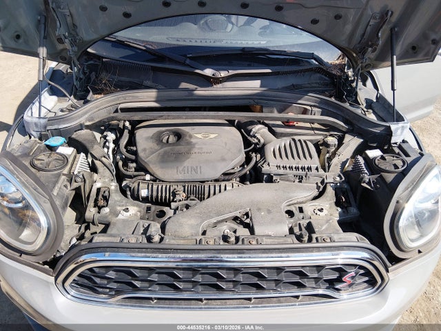 2018 MINI COUNTRYMAN WMZYT5C33J3E59507 Photo 9