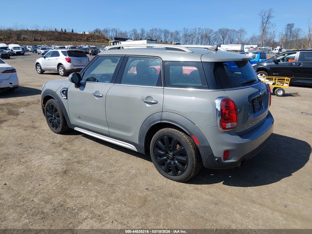 2018 MINI COUNTRYMAN WMZYT5C33J3E59507 Photo 2