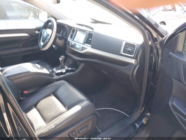 Toyota Highlander Xle 2018 5TDKZRFHXJS271808 Image 5