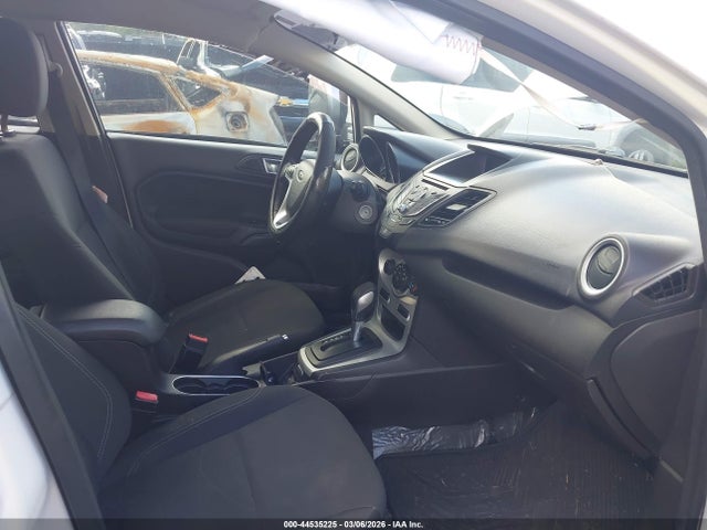Ford FIESTA SE 2016 3FADP4EJ8GM165331 Image 5